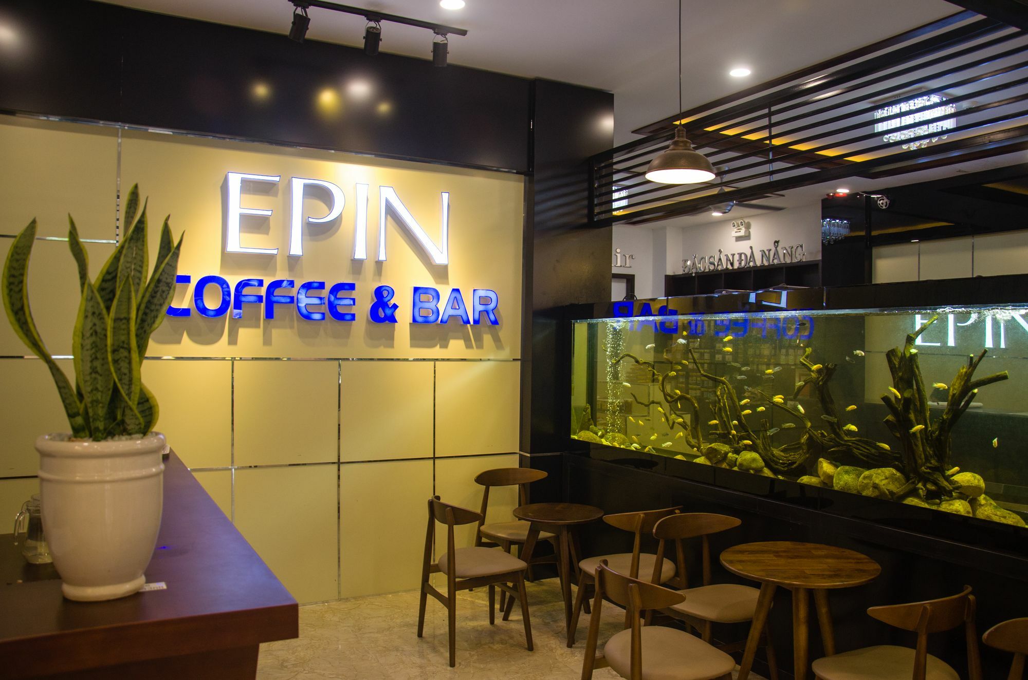 Epin Hotel Дананг Экстерьер фото